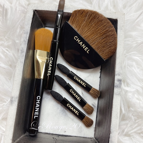 Chanel mini travel brush 6pcs set - Picture 4 of 8